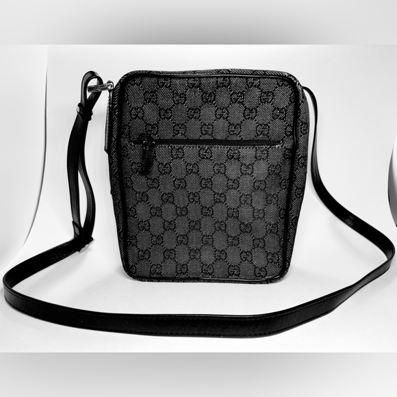 Gucci messenger bag - Picture 1 of 7